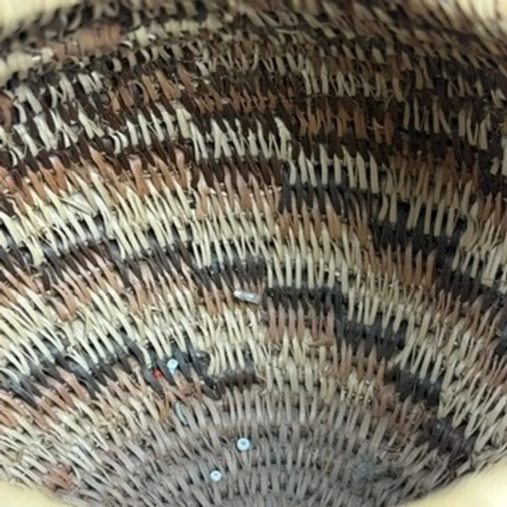 Papago‎ Coil Woven Polychrome Basket Native American Split Stitch 8in Stepped